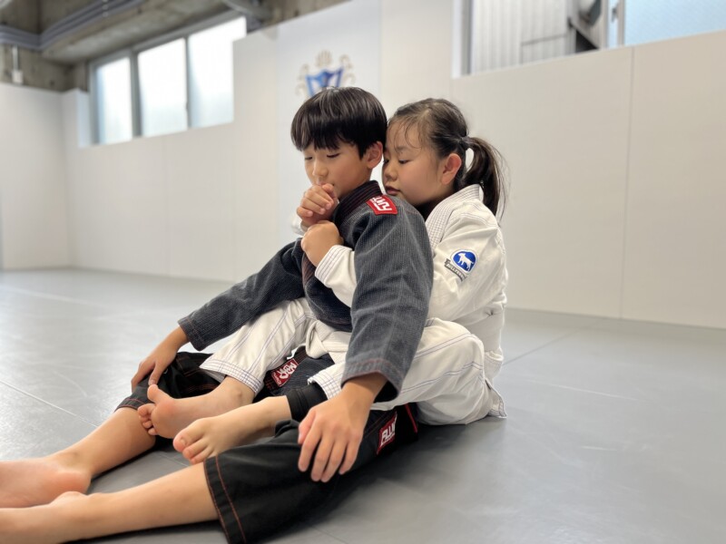 CAVE BJJ ブラジリアン柔術 キッズクラス 風景