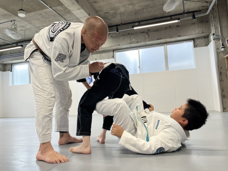 CAVE BJJ 柔術 キッズクラス　風景