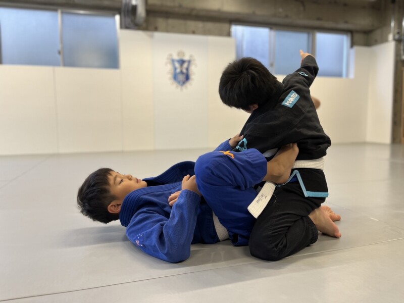 CAVE BJJ 柔術クラス　キッズクラス風景