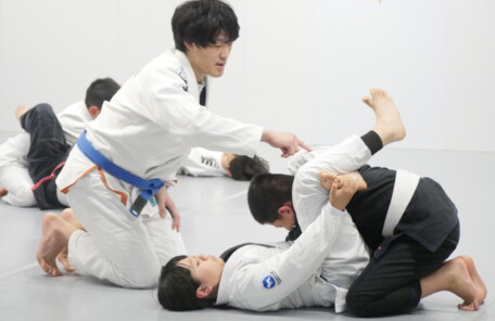 CAVE BJJ 柔術クラス　キッズクラス風景