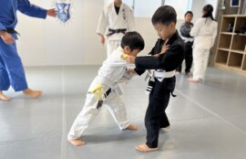 CAVE BJJ キッズ柔術クラス風景